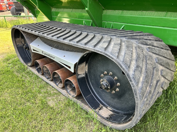 Used 2017 Brent 2096 Grain Carts at Horizon Ag & Turf in Westlock, AB - Photo10