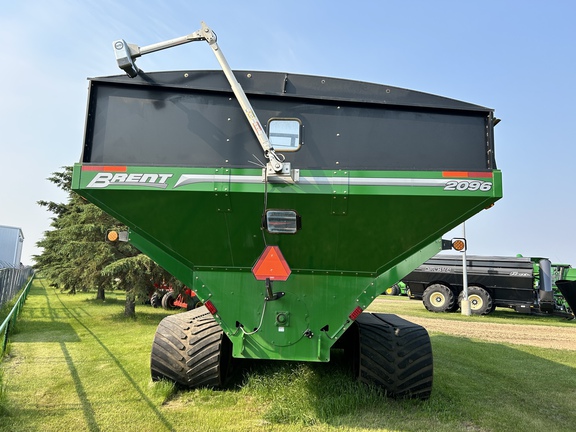 Used 2017 Brent 2096 Grain Carts at Horizon Ag & Turf in Westlock, AB - Photo7