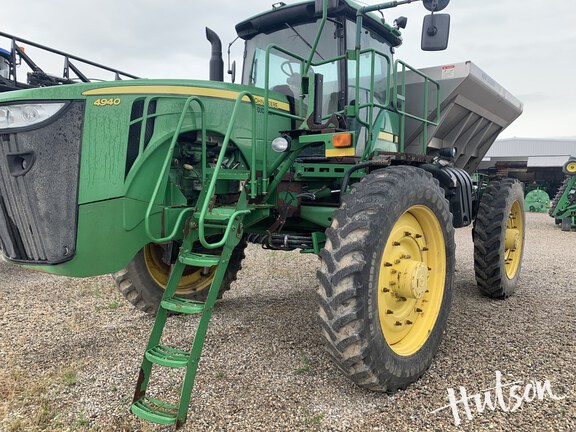 Photo of 2012 John Deere 4940