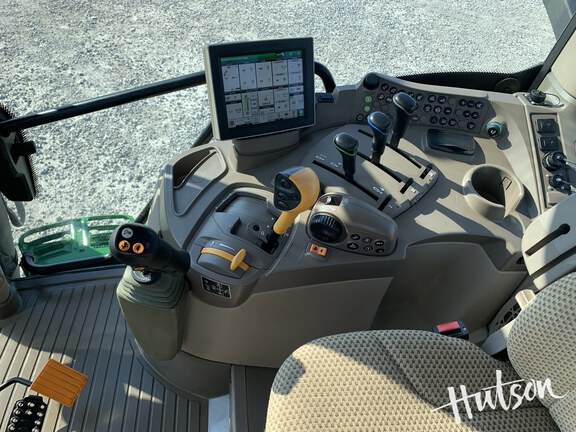 Photo of 2023 John Deere 6R 175