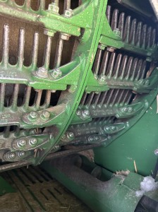 Used 2016 John Deere S680 Combines at Horizon Ag & Turf in Lloydminster, AB - Photo19