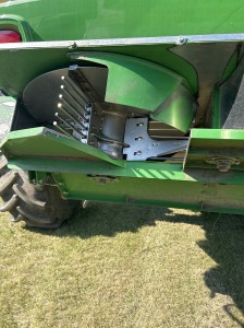 Used 2016 John Deere S680 Combines at Horizon Ag & Turf in Lloydminster, AB - Photo22