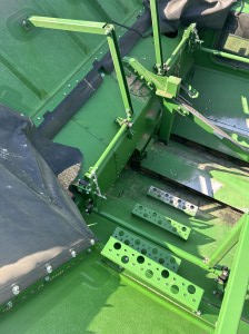 Used 2016 John Deere S680 Combines at Horizon Ag & Turf in Lloydminster, AB - Photo27