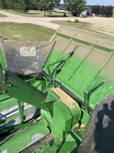 Used 2016 John Deere S680 Combines at Horizon Ag & Turf in Lloydminster, AB - Photo26