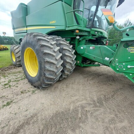 Used 2016 John Deere S680 Combines at Horizon Ag & Turf in Lloydminster, AB - Photo4