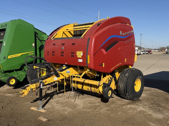  New Holland Rollbelt 560