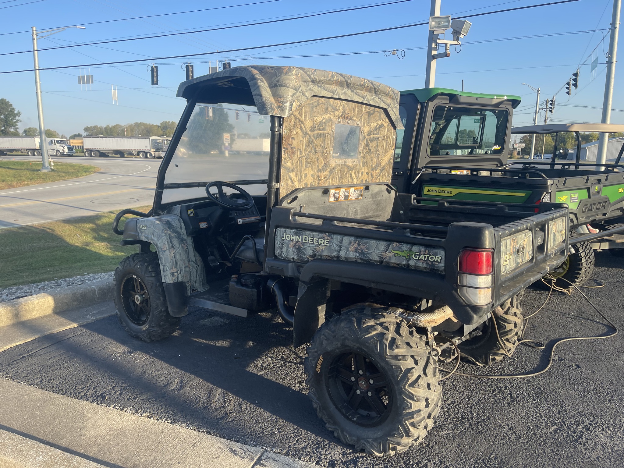 2011 John Deere XUV 825I CAMO Image 3