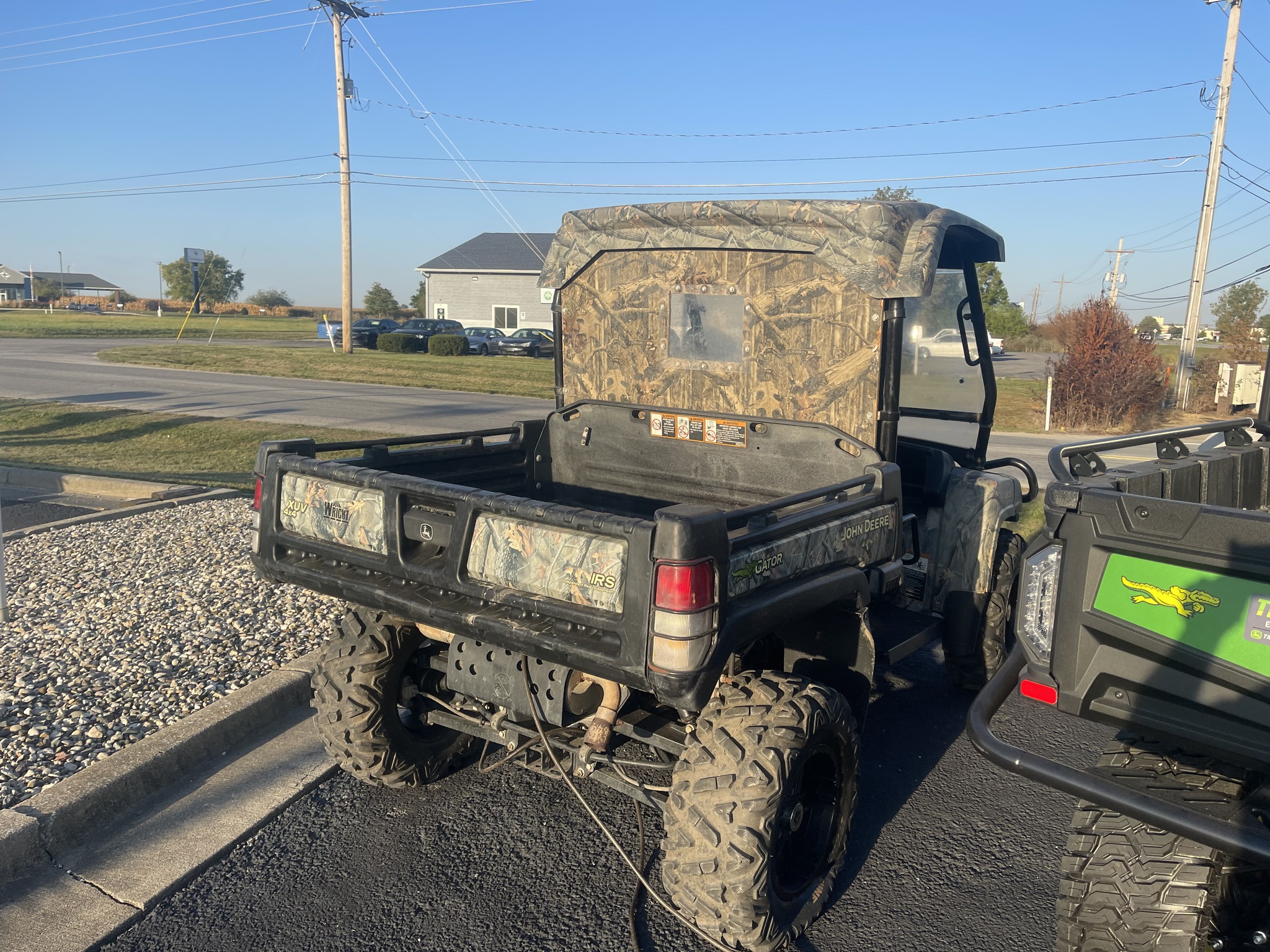 2011 John Deere XUV 825I CAMO Image 4