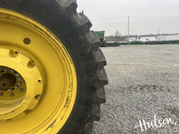 Photo of 2024 John Deere 8R 370