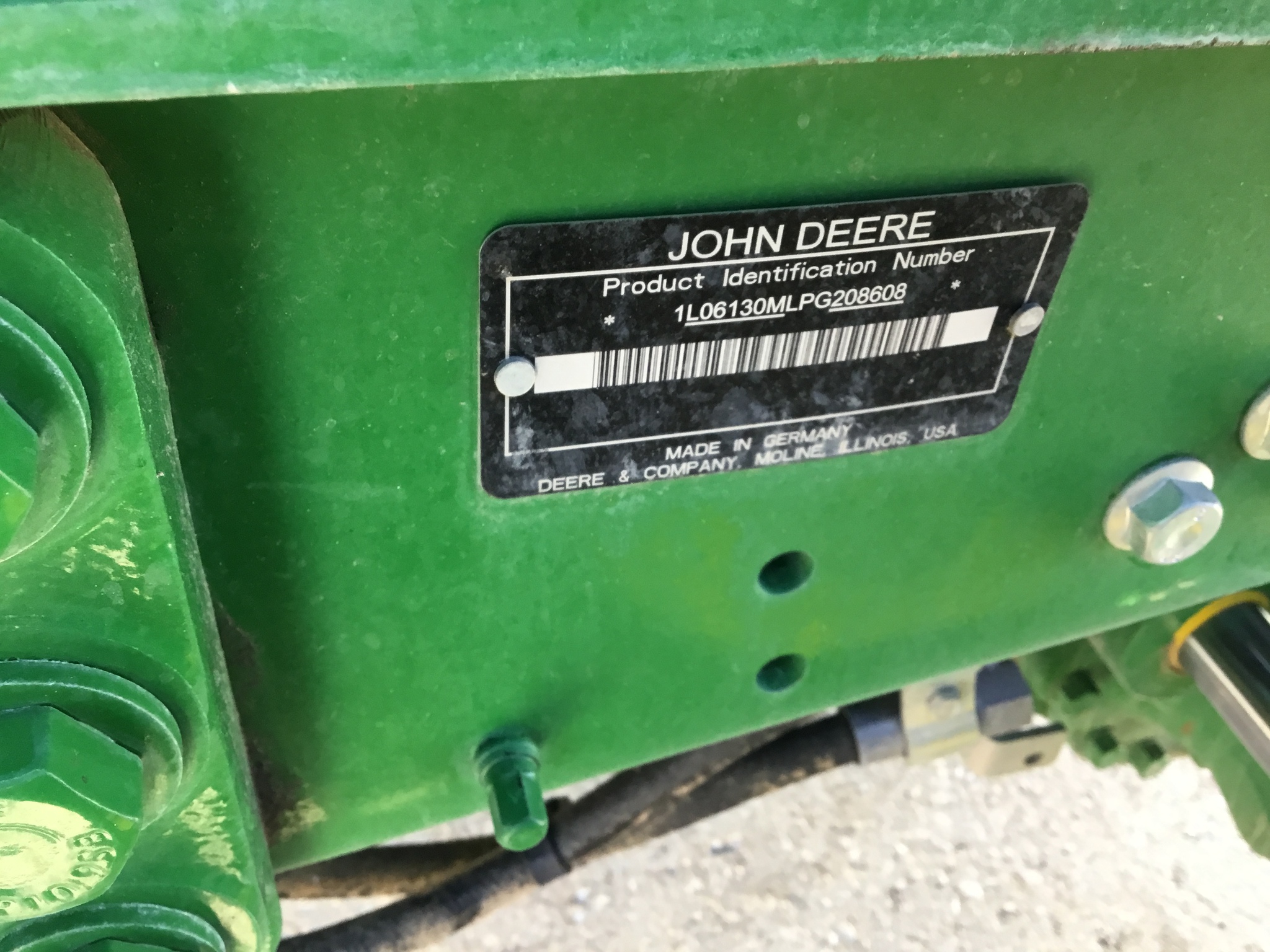 2023 John Deere 6130M Image 13