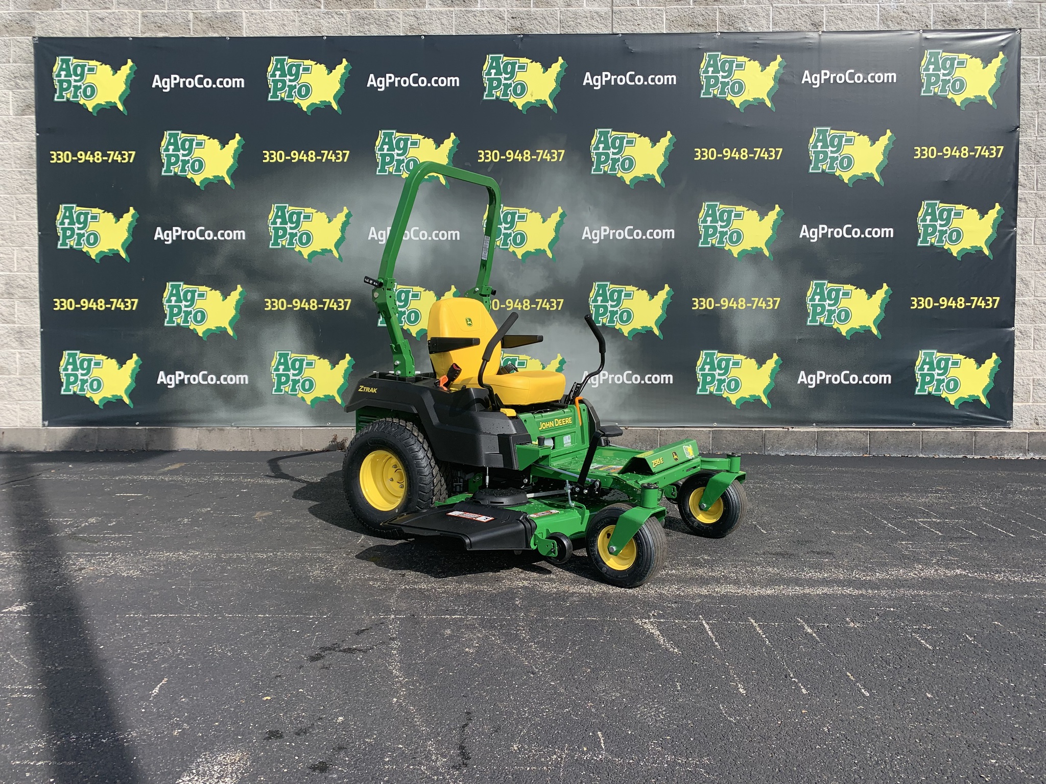 2025 John Deere Z515E 54