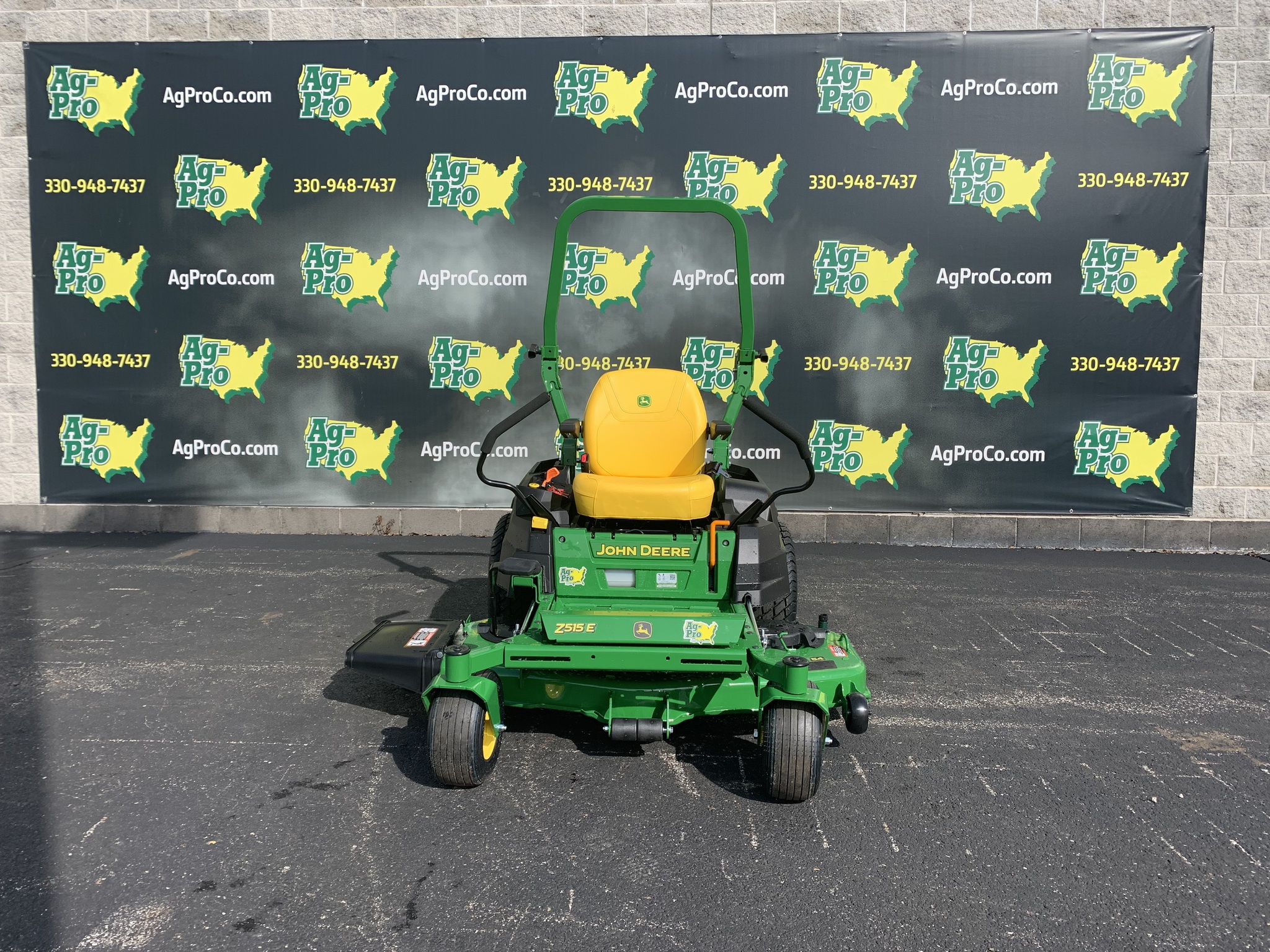 2025 John Deere Z515E 54