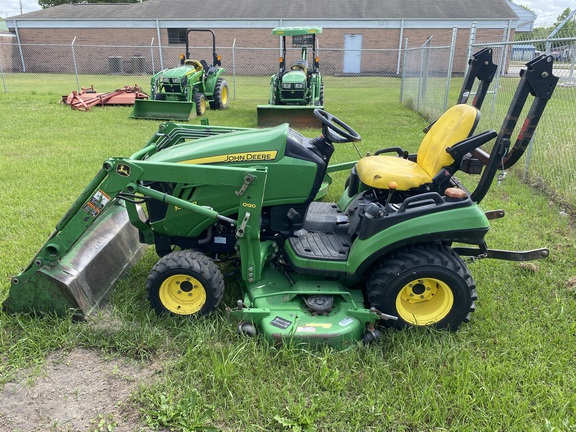2012 John Deere 1026R Photo 4