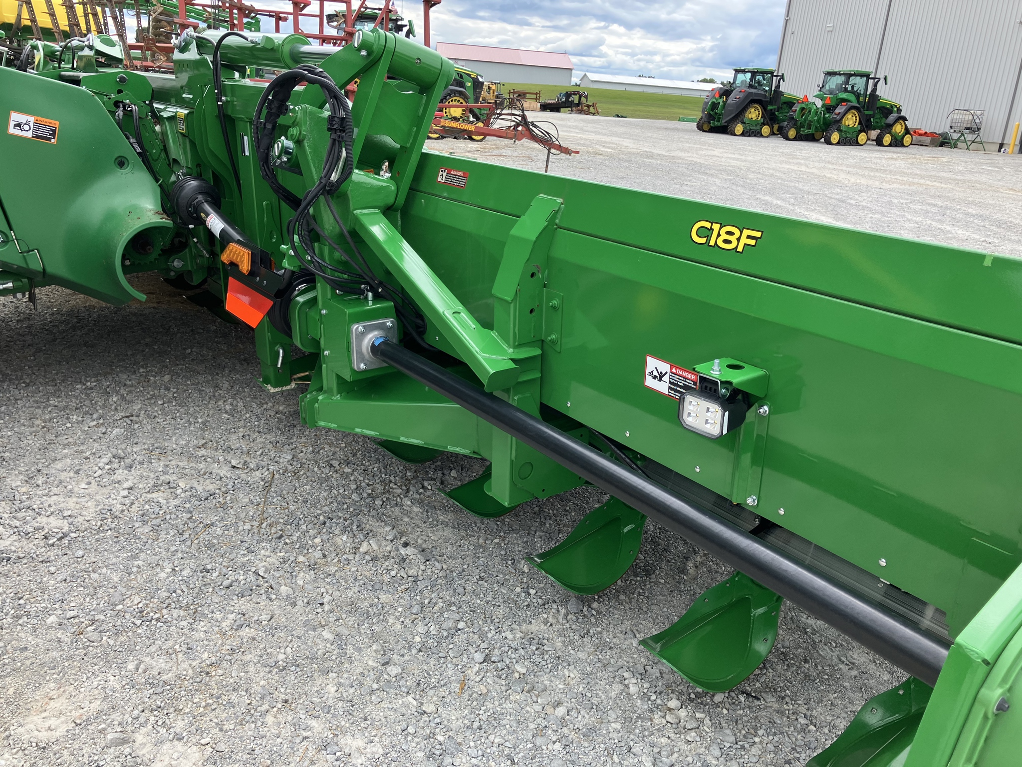 2024 John Deere C18F Image 5