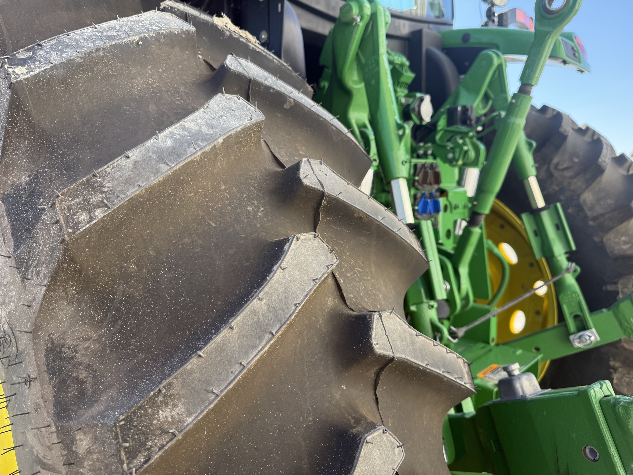 2023 John Deere 6R 155 Image 12