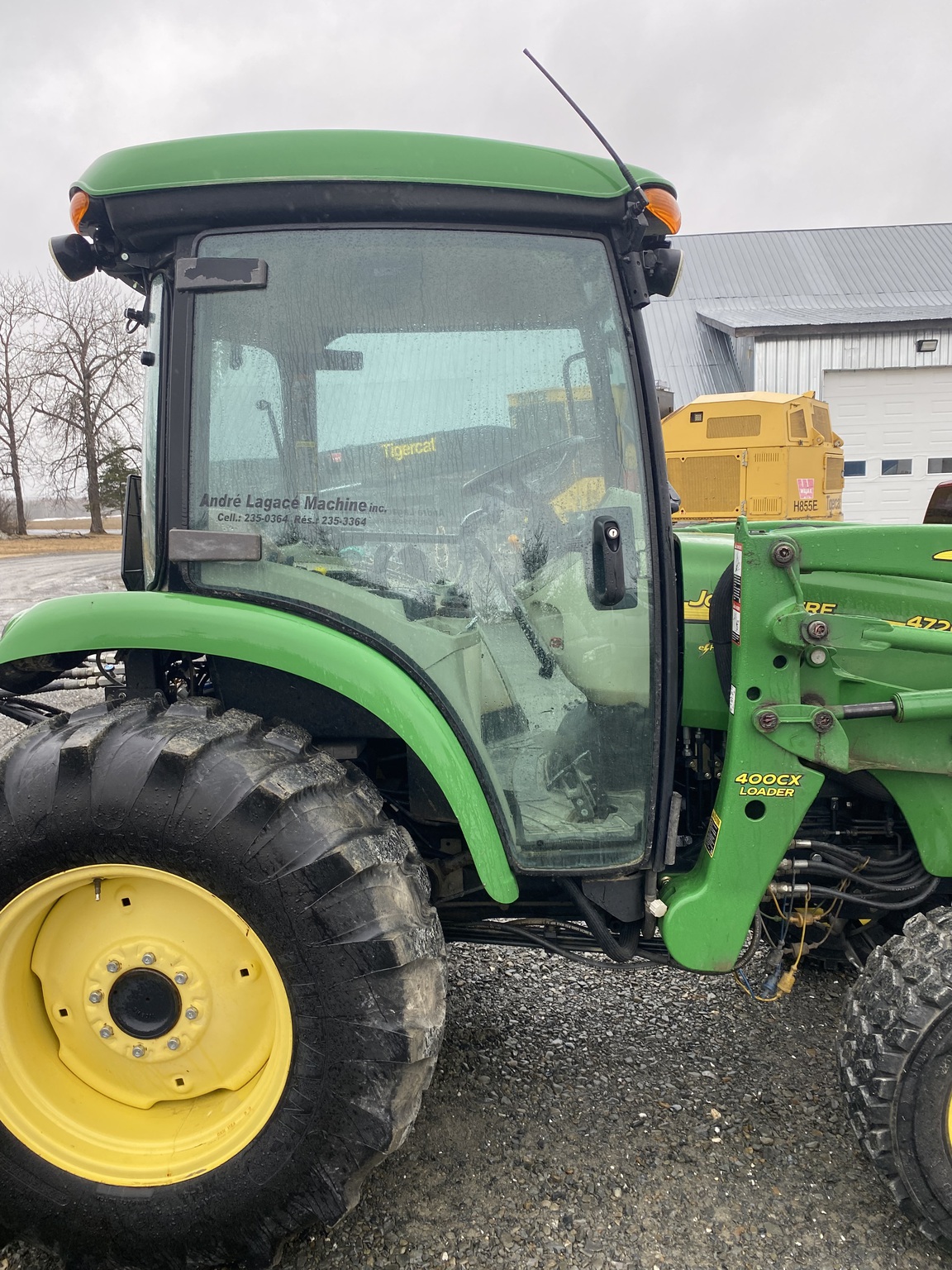 2012 John Deere 4720 Image 25