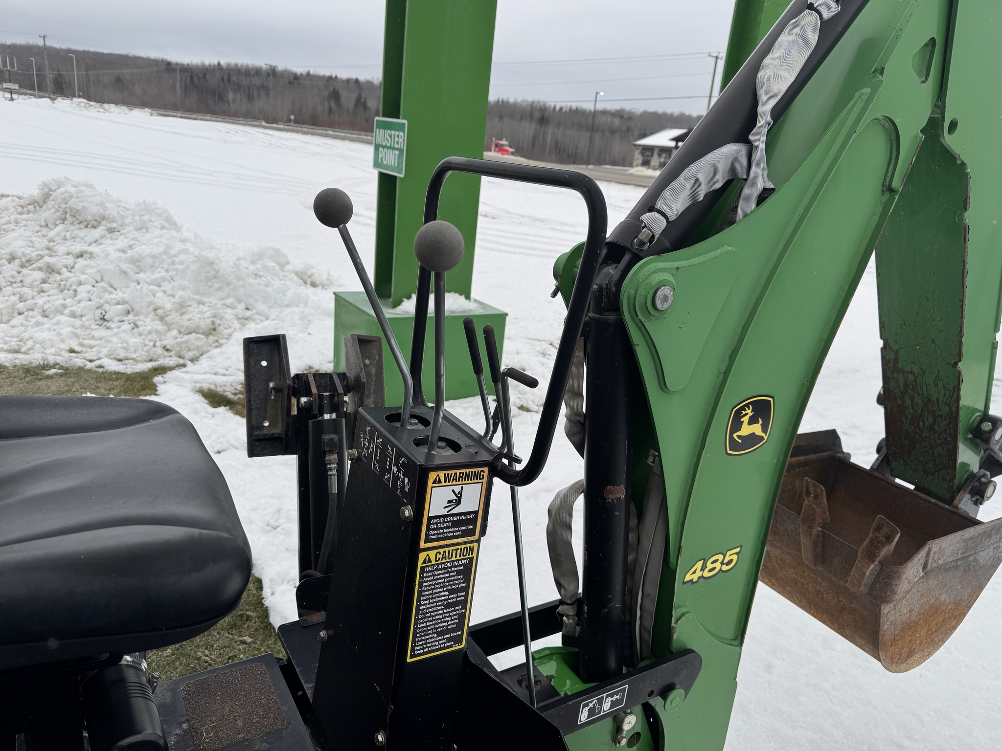 2012 John Deere 4720 Image 16