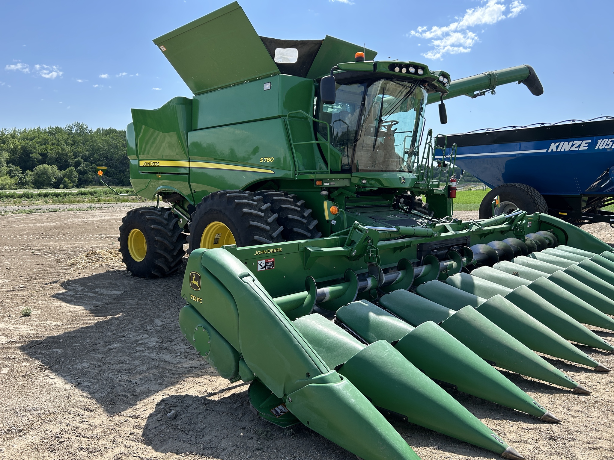 2020 John Deere 712FC Image 2