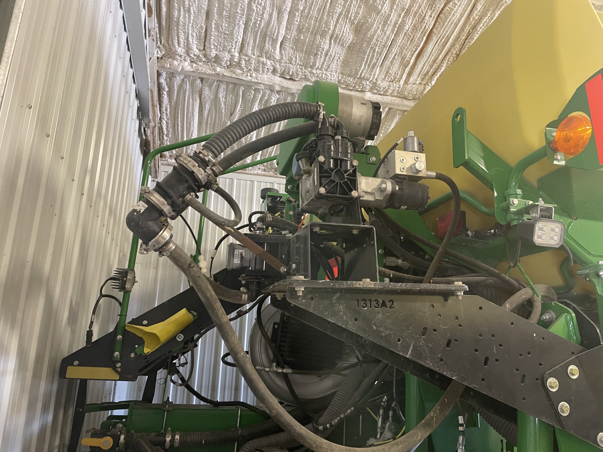 2022 John Deere 1775NT Image 5