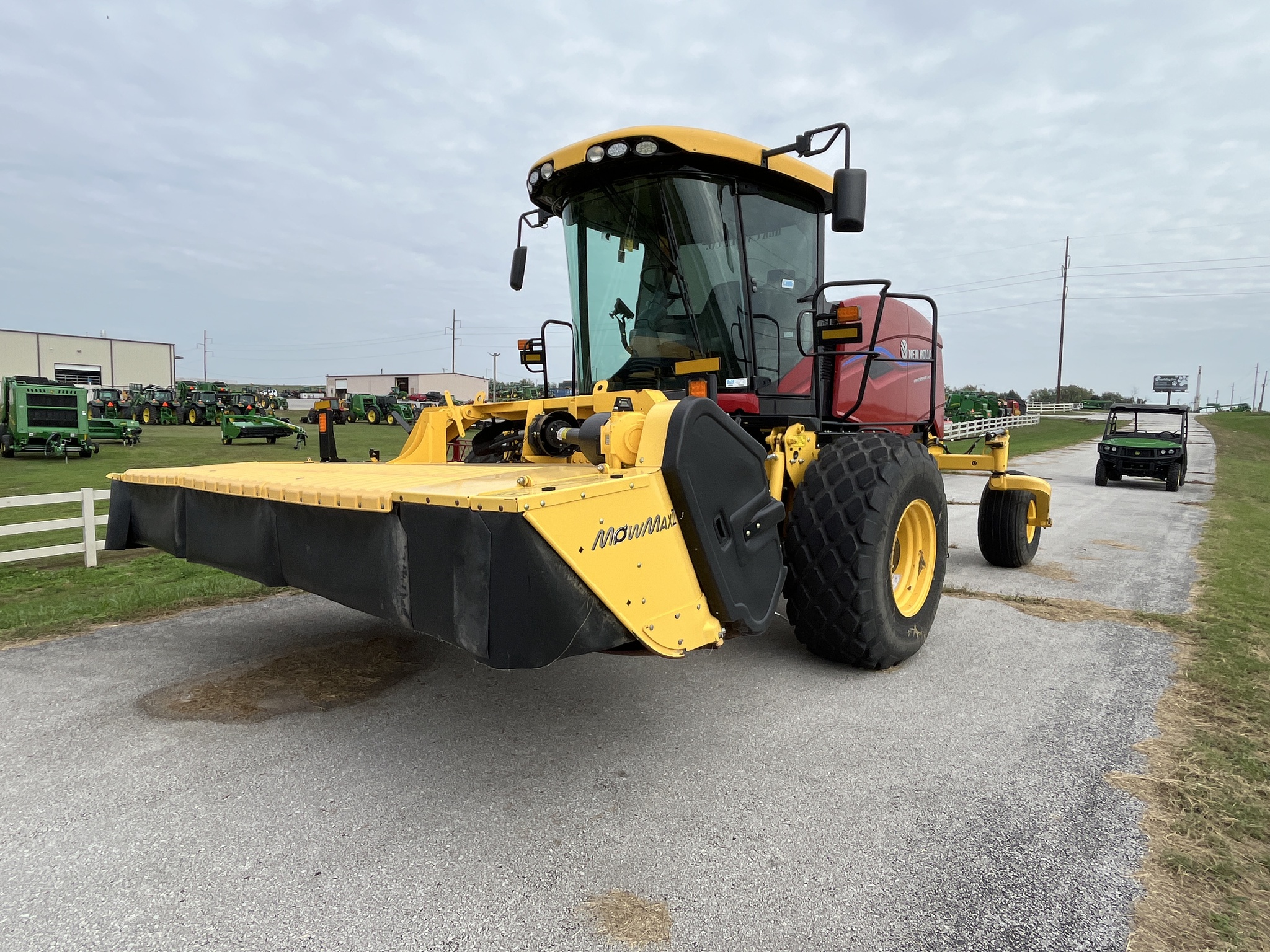  2023 New Holland Speedrower 260 at Heritage Tractor in Rogersville, MO