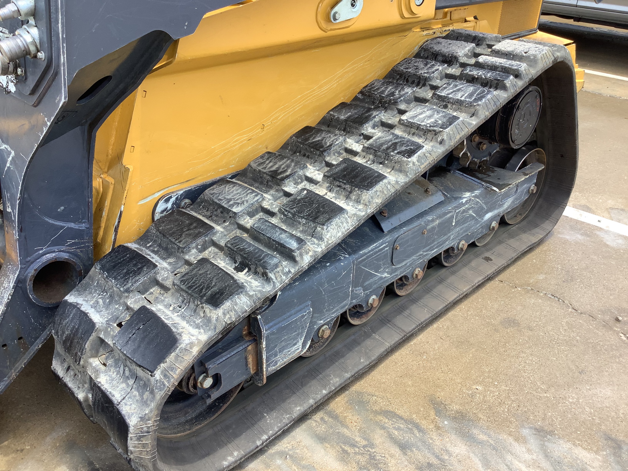 2021 John Deere 333G Image 16
