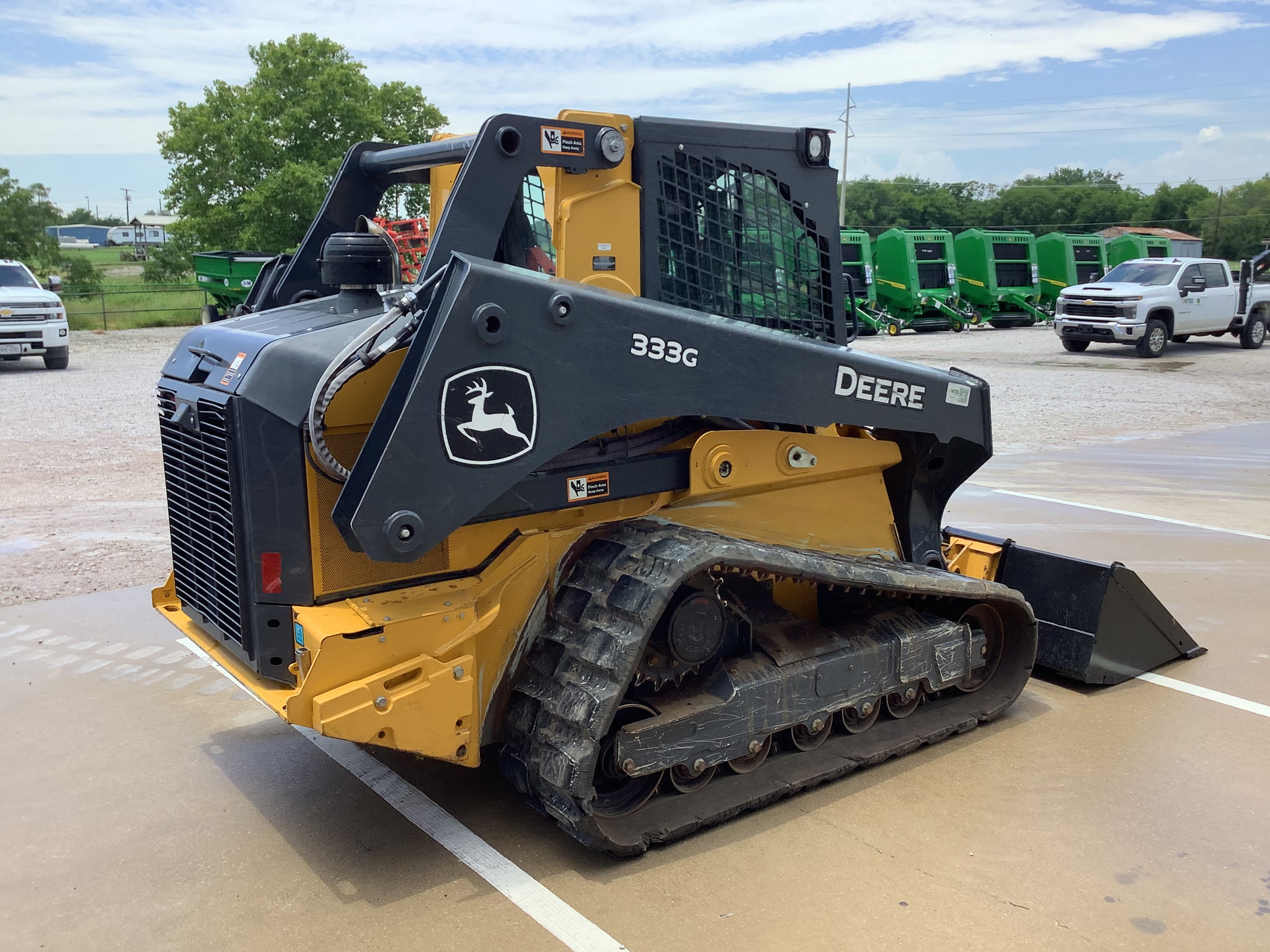 2021 John Deere 333G Image 32