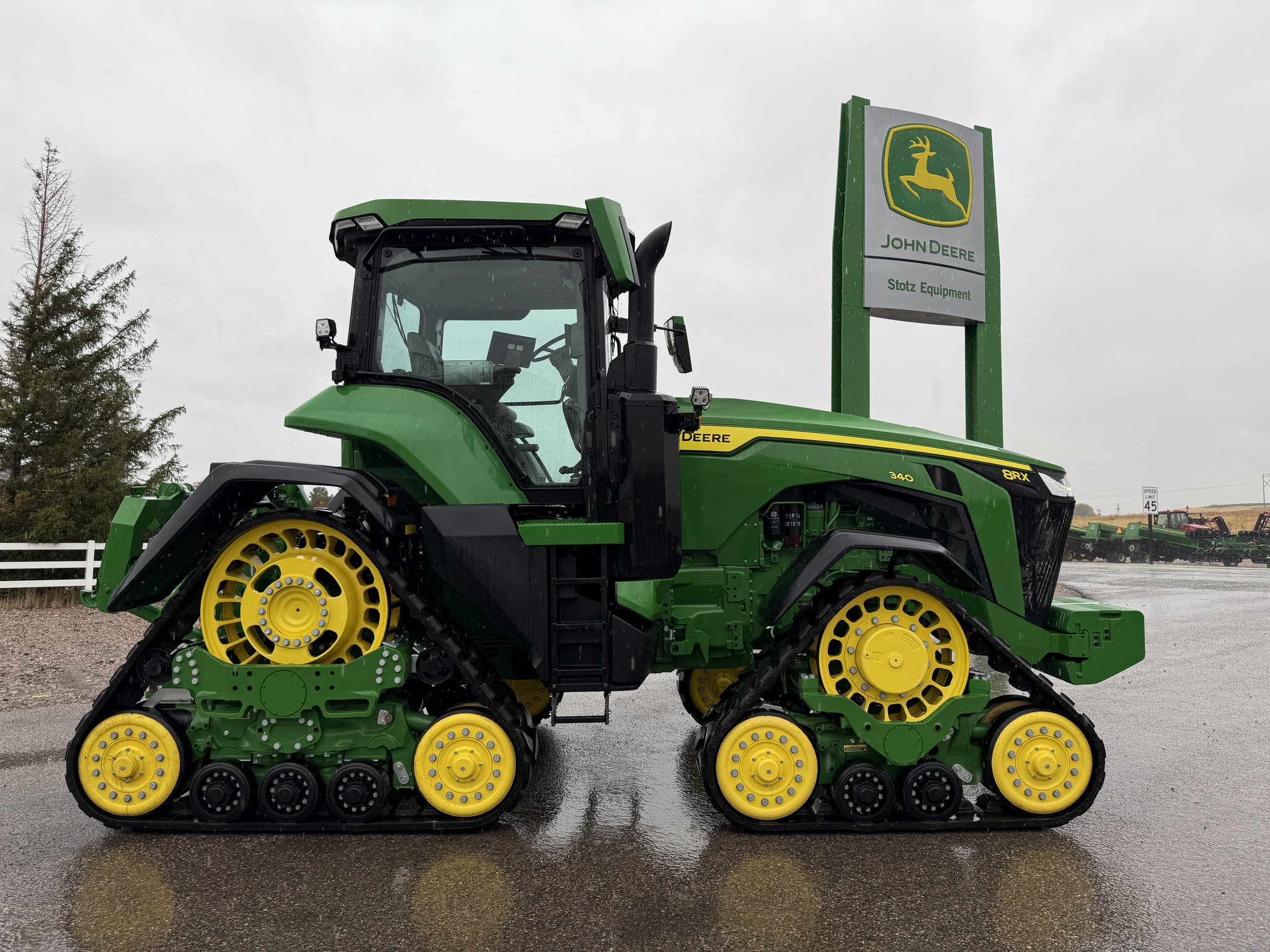 2024 John Deere 8RX 340 Image 6