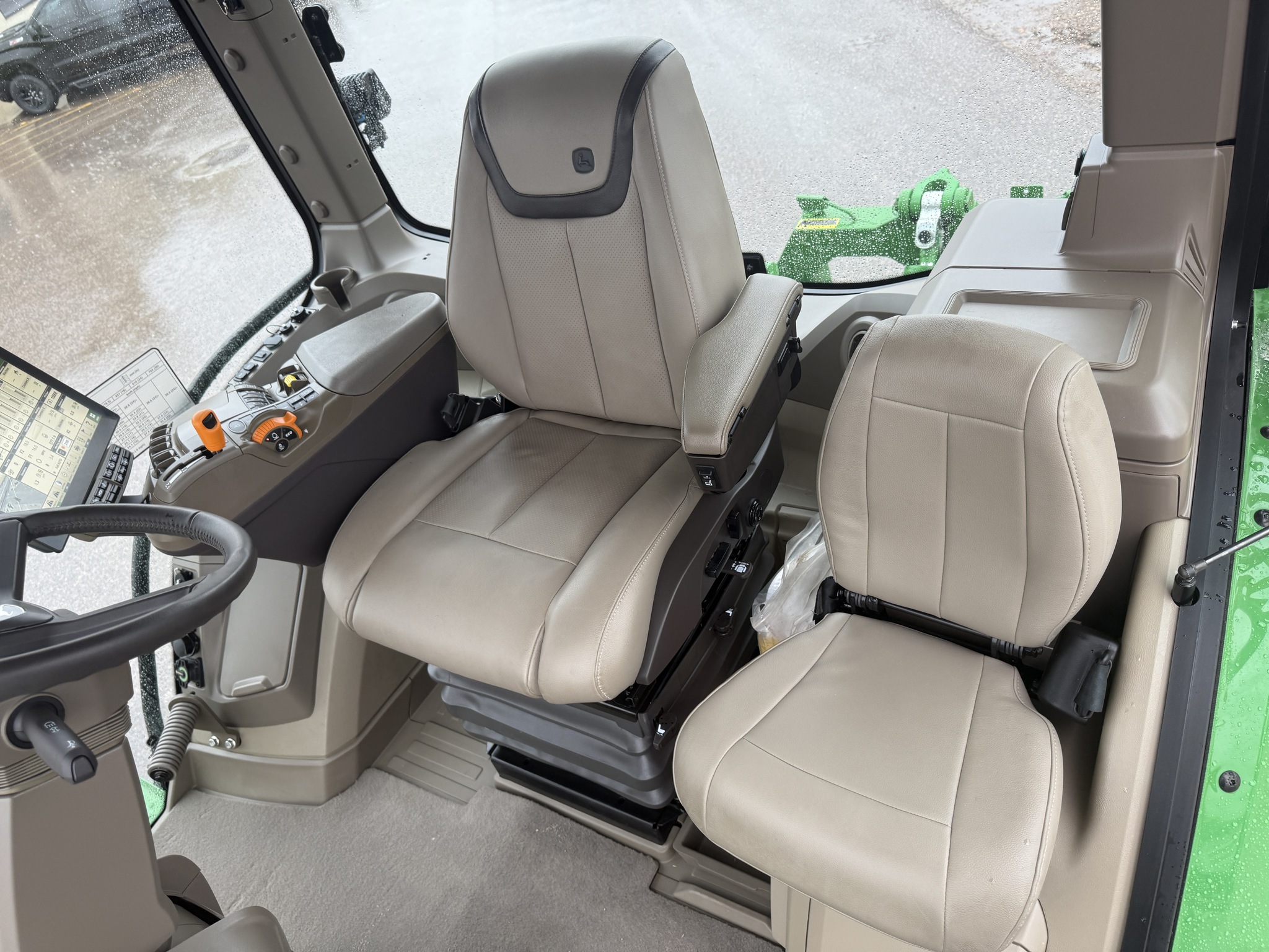 2024 John Deere 8RX 340 Image 13