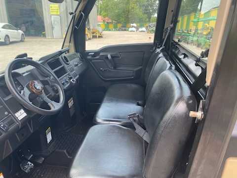 2023 John Deere XUV 835M