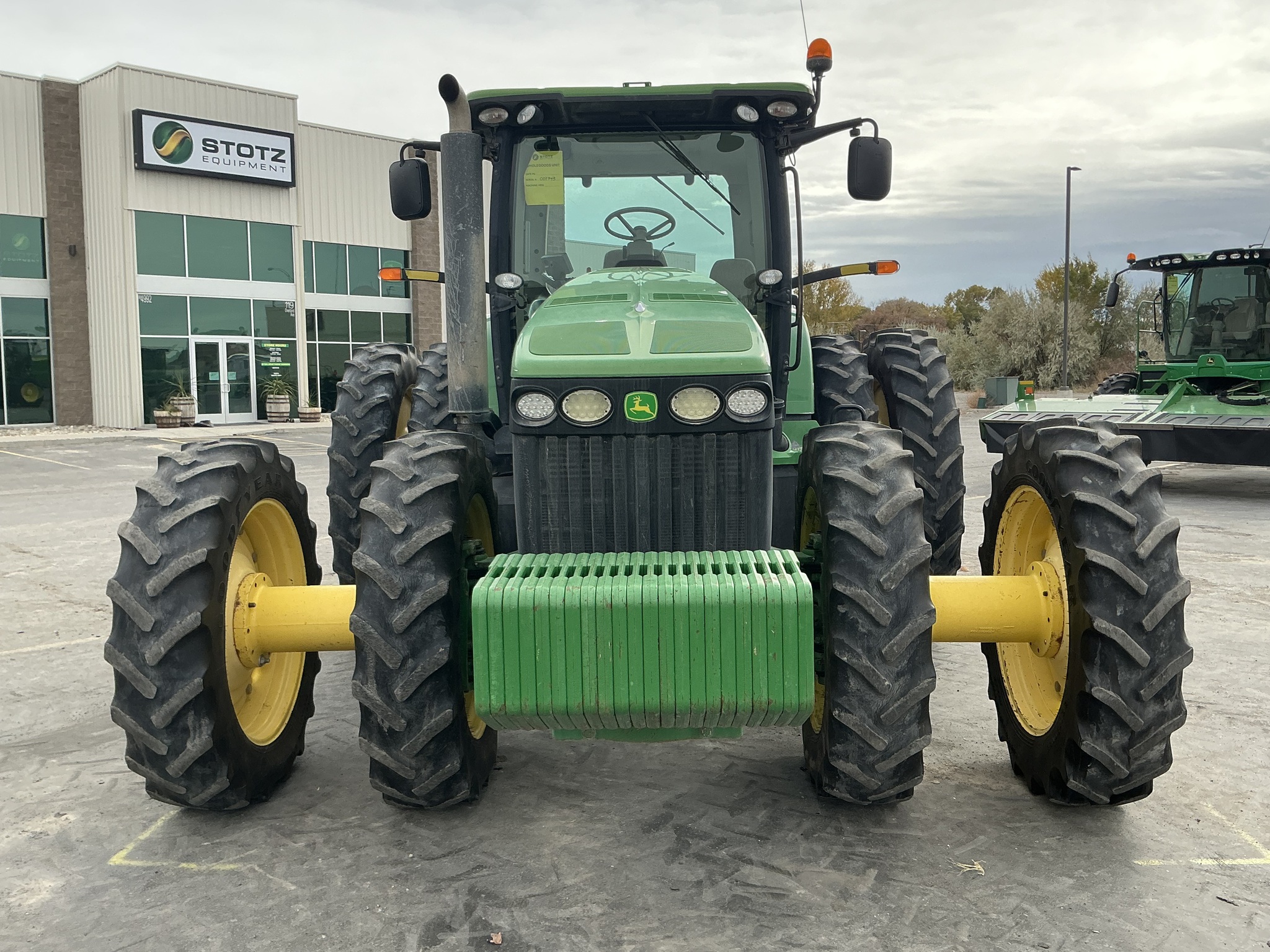 2010 John Deere 8295R Image 8