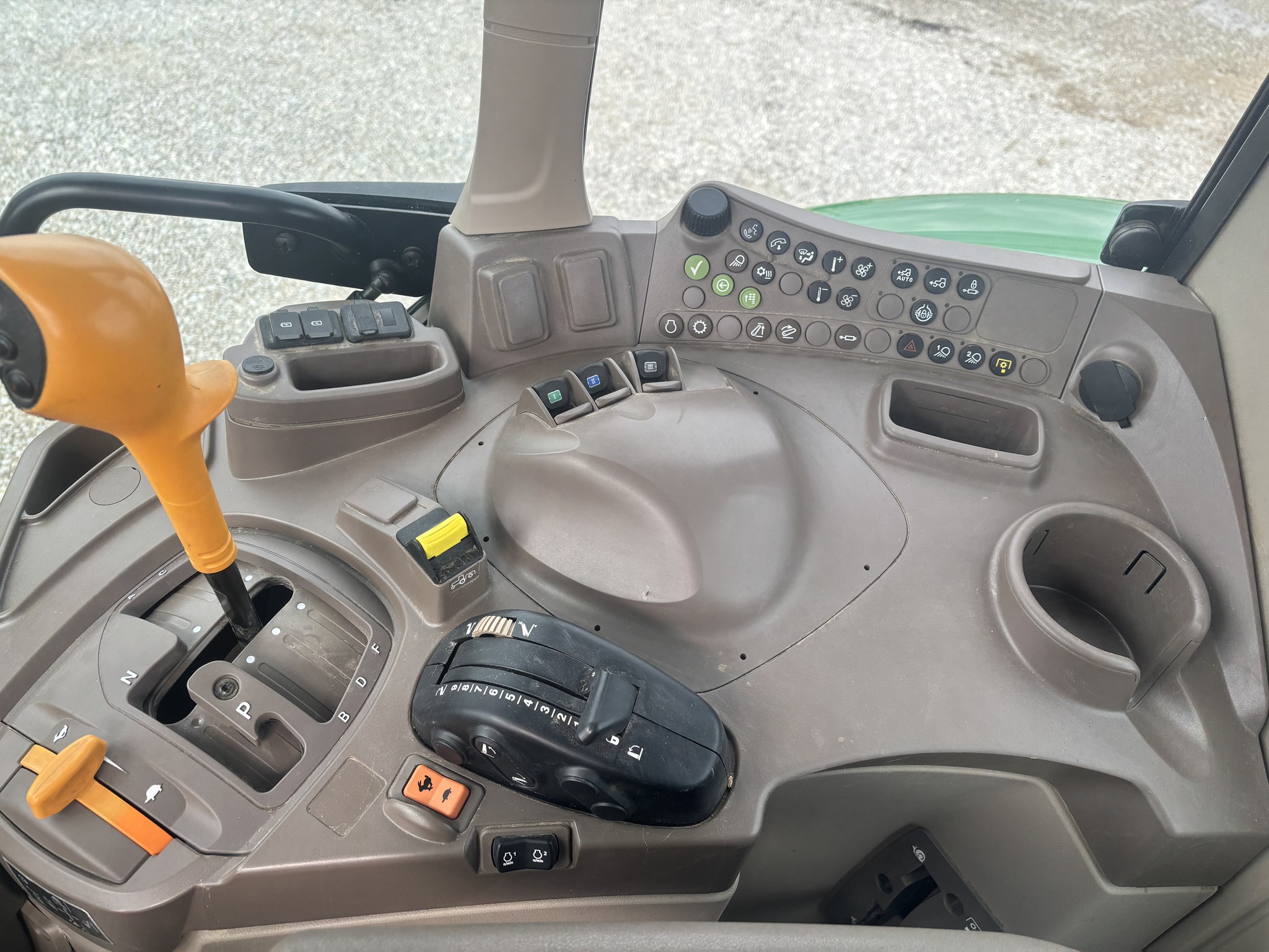 2024 John Deere 6145M Image 8