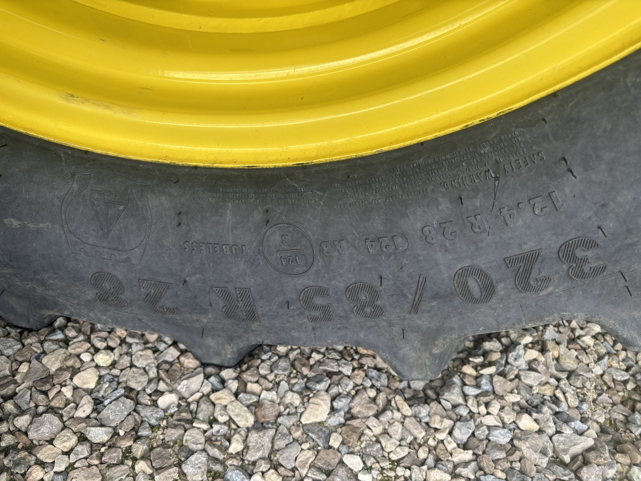 2024 John Deere 6145M Image 10