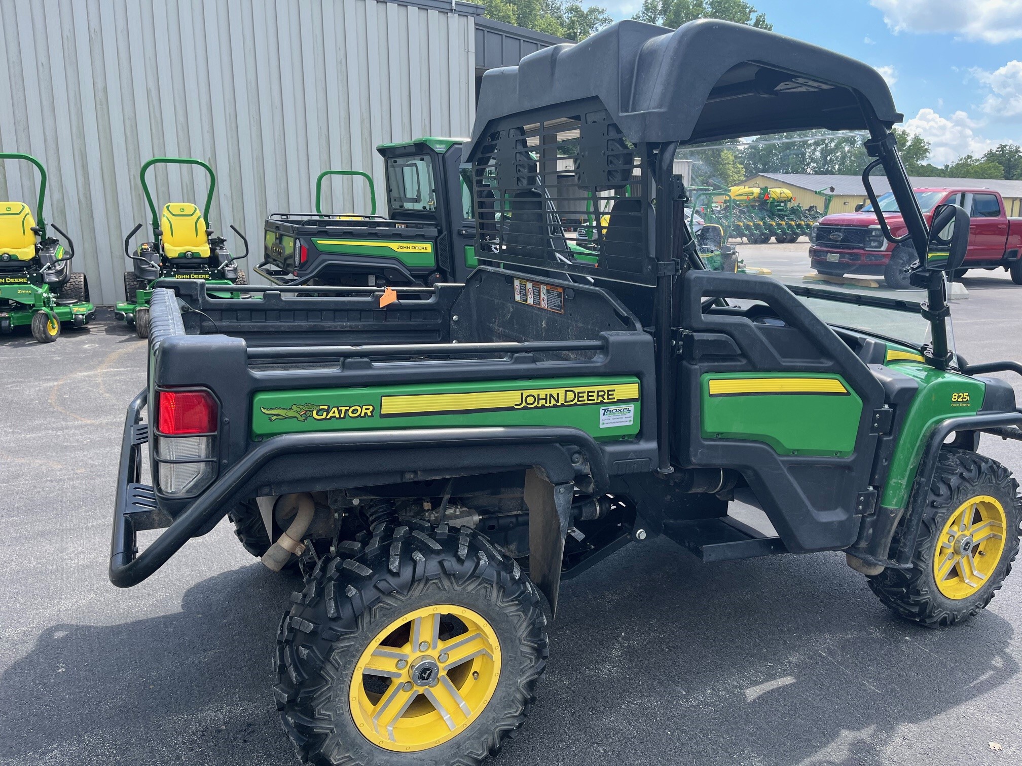 2017 John Deere XUV 825i Image 4