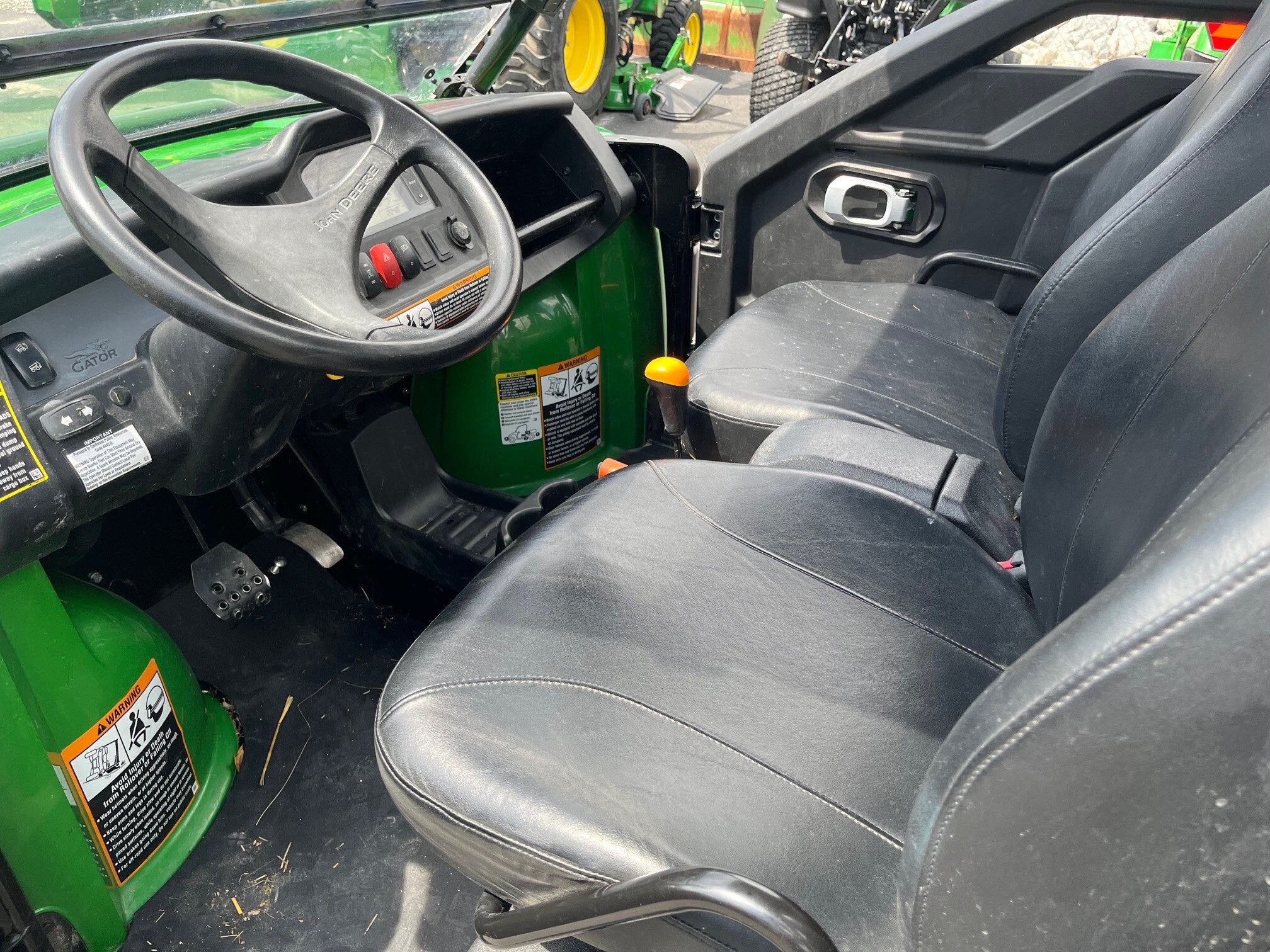 2017 John Deere XUV 825i Image 7