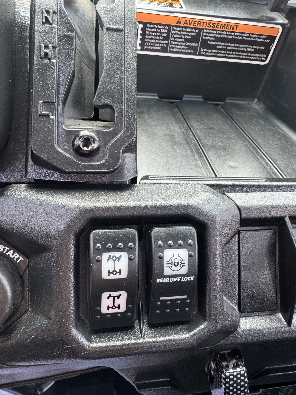 2020 Can-Am Defender HD8 XT Image 15