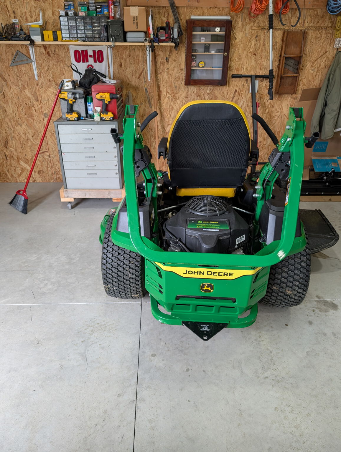 2024 John Deere Z530R Image 6