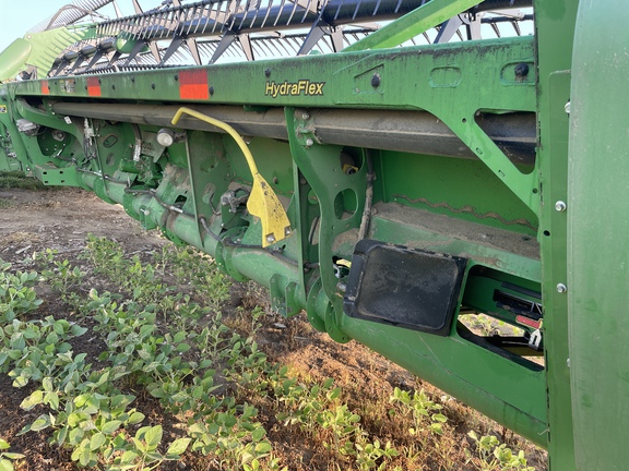 Photo of 2019 John Deere 745FD