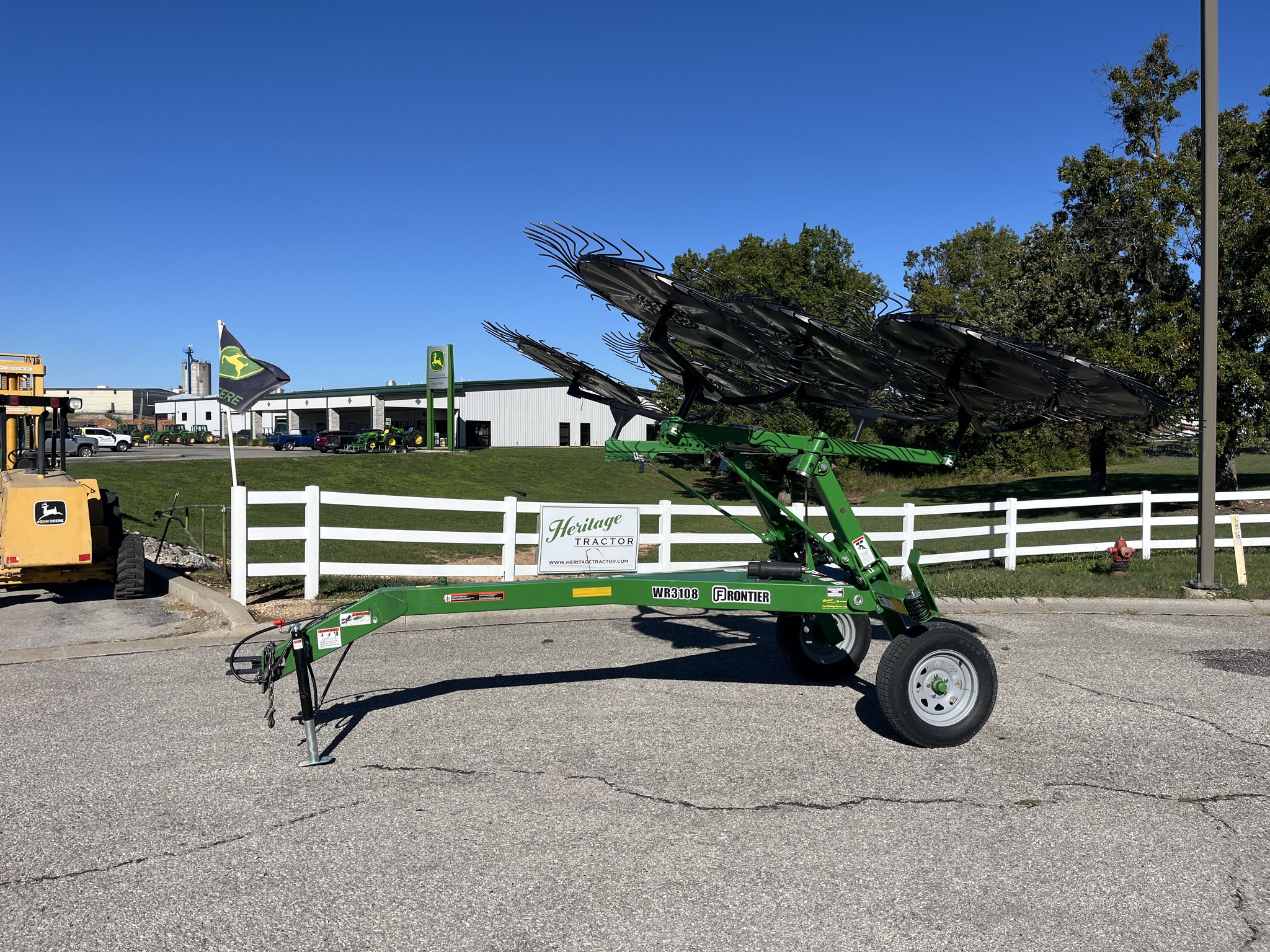  2020 Frontier WR3108 at Heritage Tractor in Lebanon, MO