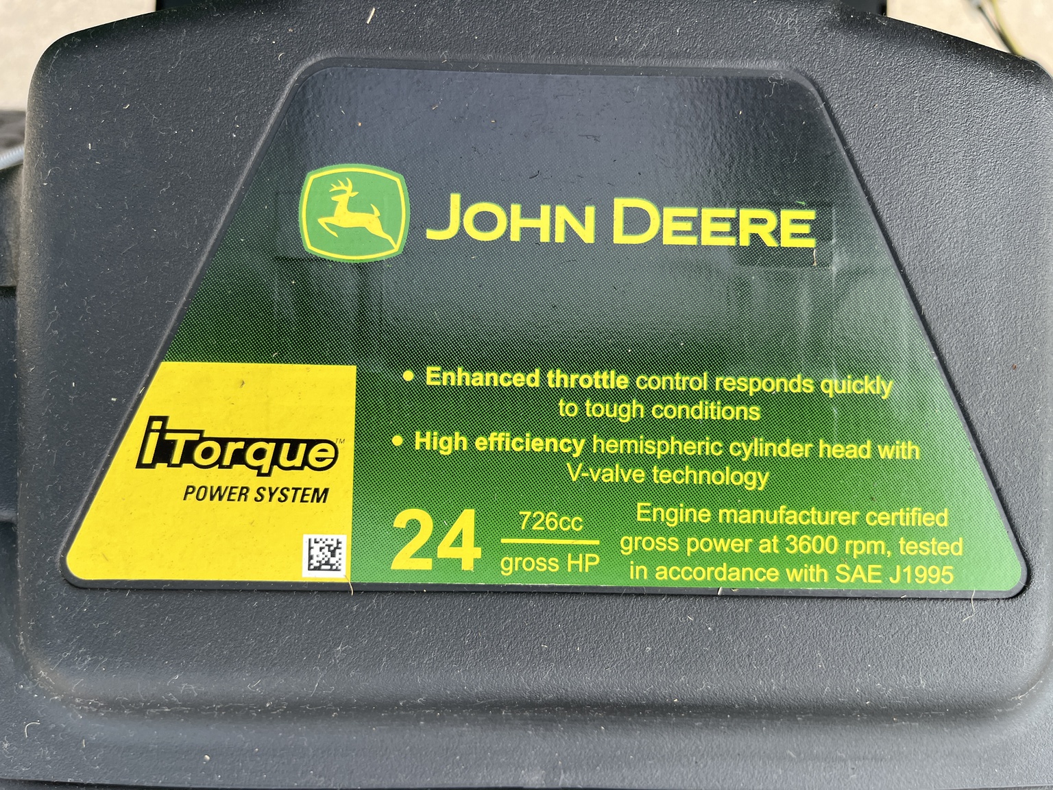 2021 John Deere X570 Image 9