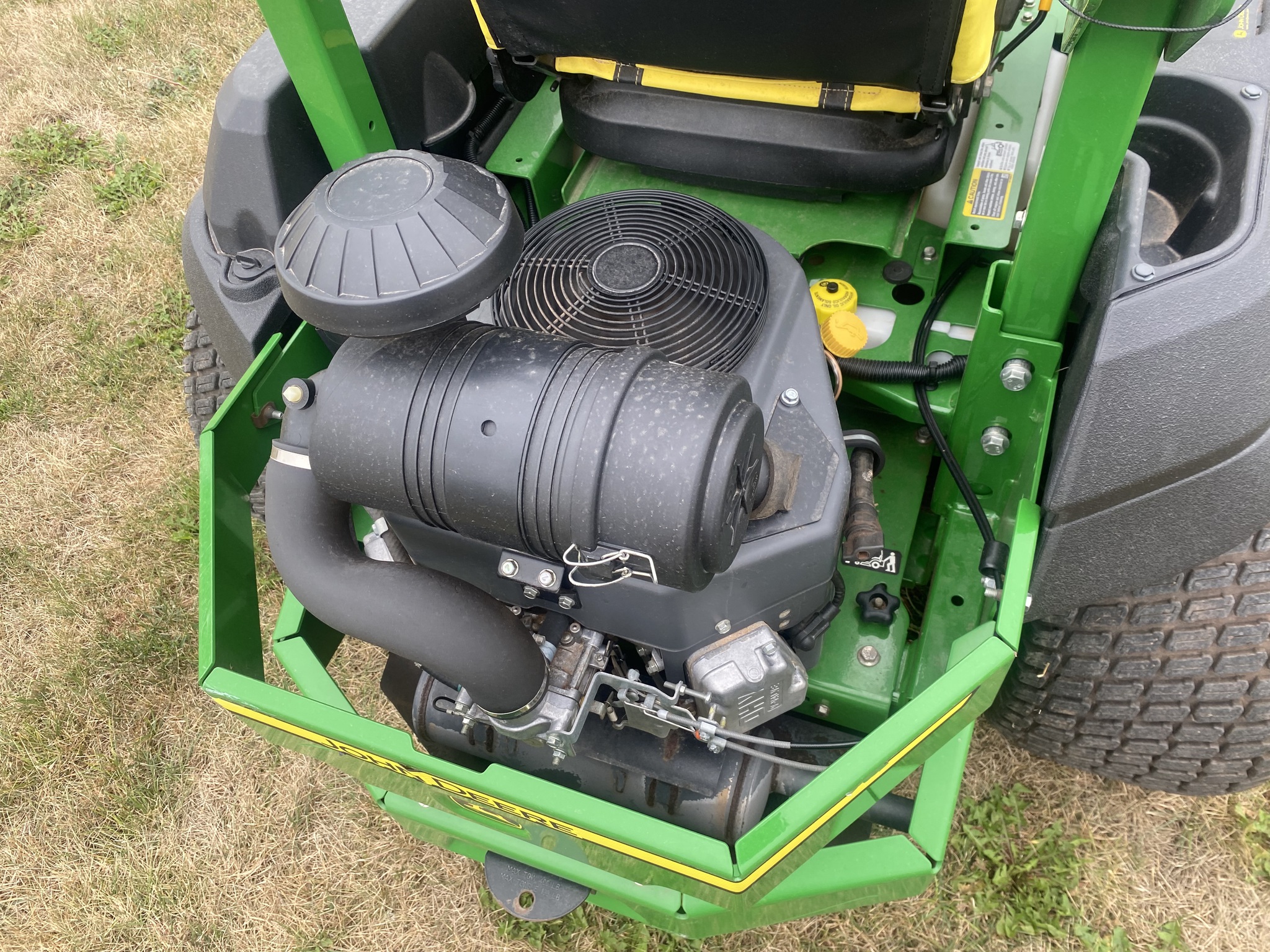 2019 John Deere Z740R Image 10