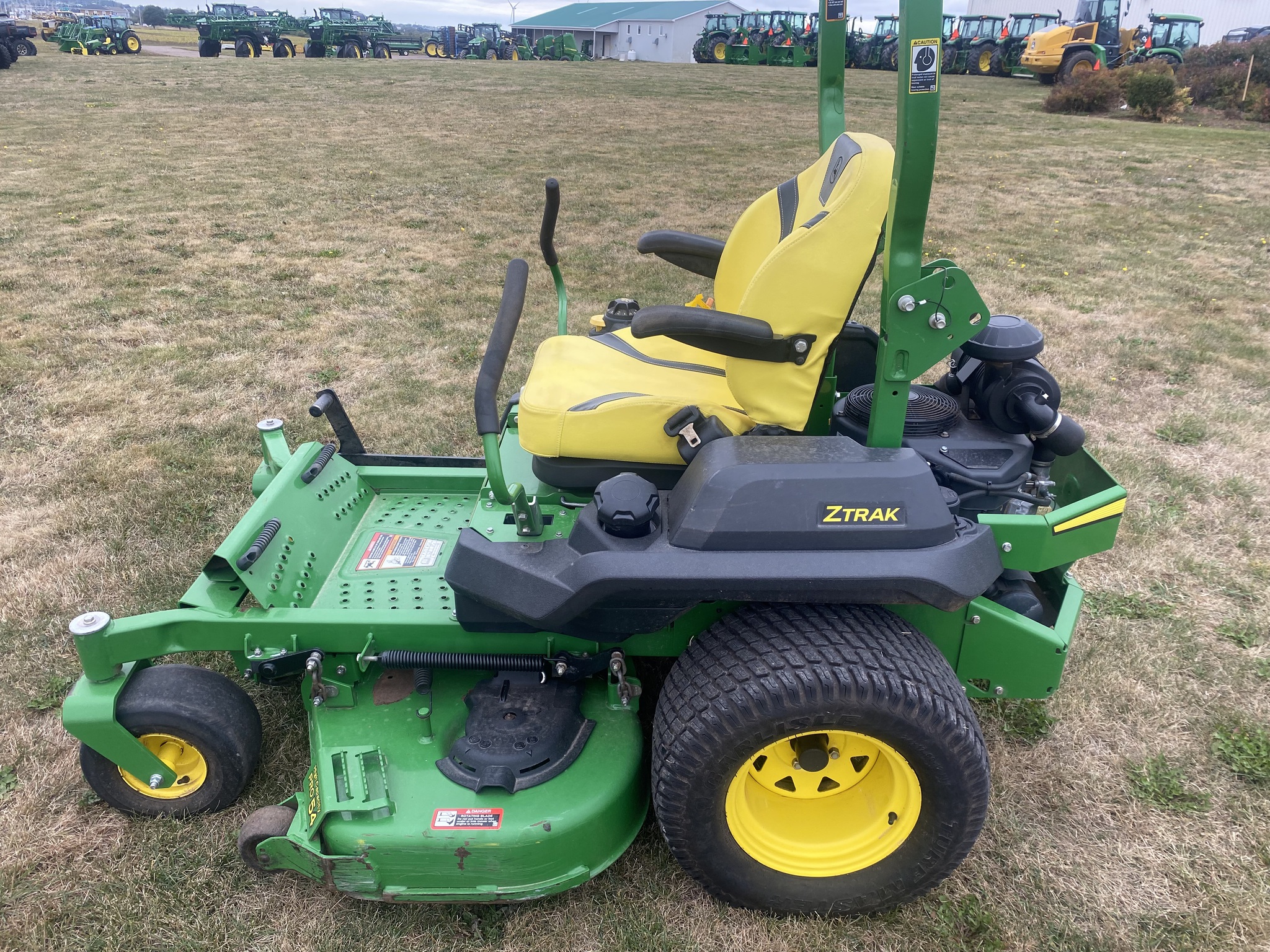 2019 John Deere Z740R Image 3