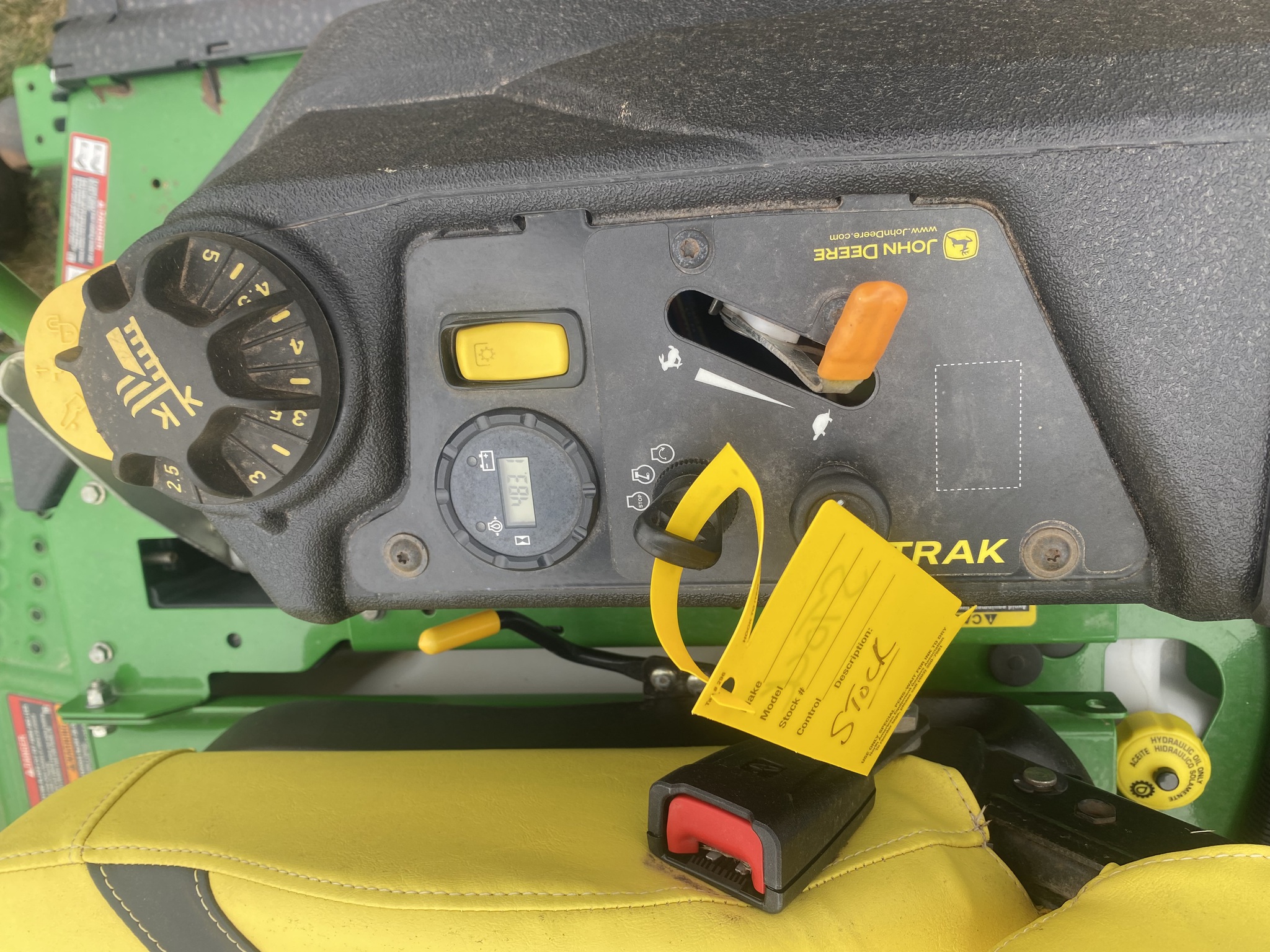 2019 John Deere Z740R Image 9