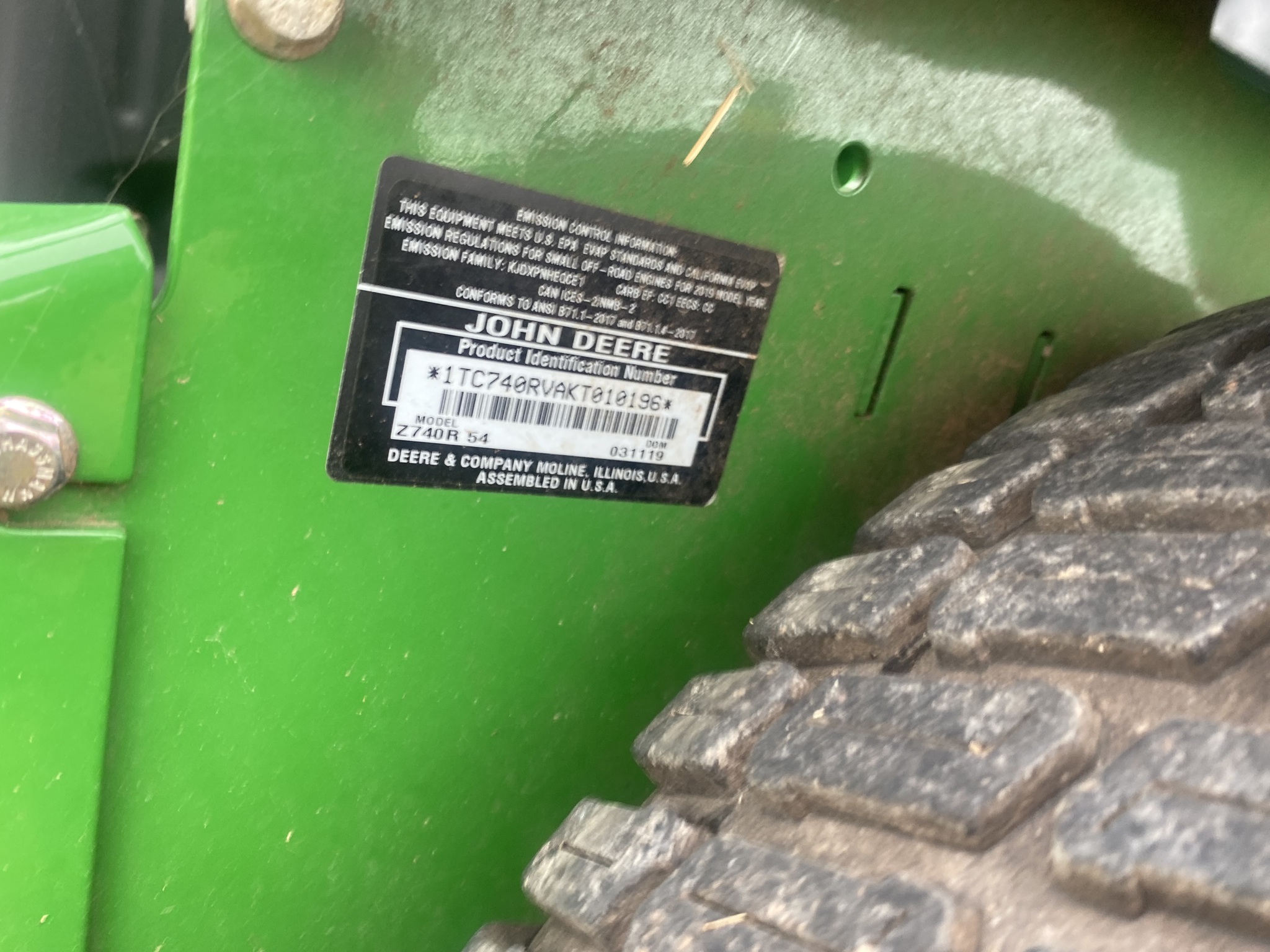 2019 John Deere Z740R Image 8