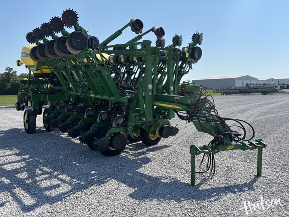 Photo of 2011 John Deere 1790