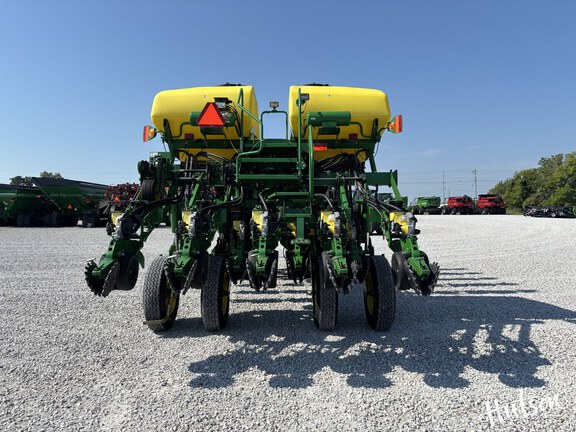 Photo of 2011 John Deere 1790