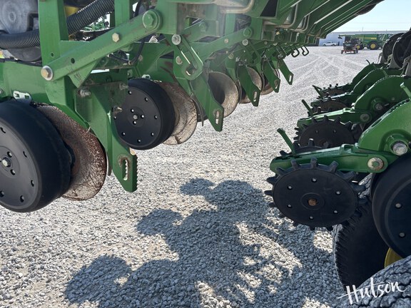 Photo of 2011 John Deere 1790