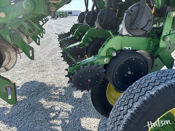 Photo of 2011 John Deere 1790