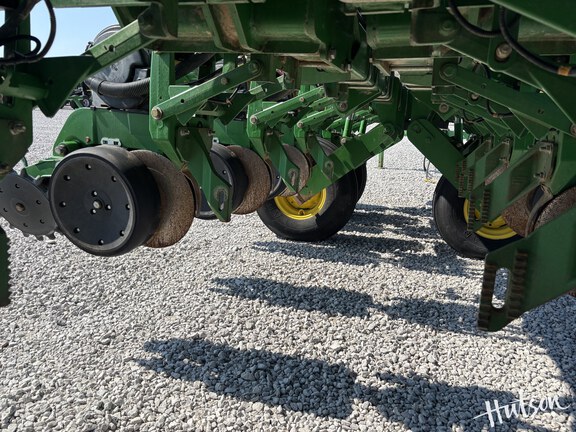 Photo of 2011 John Deere 1790