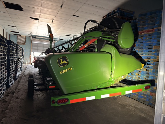 Photo of 2018 John Deere 635FD