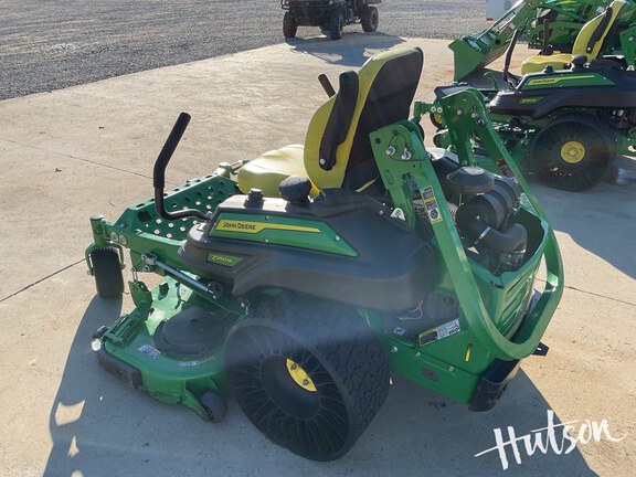 Photo of 2023 John Deere Z950M